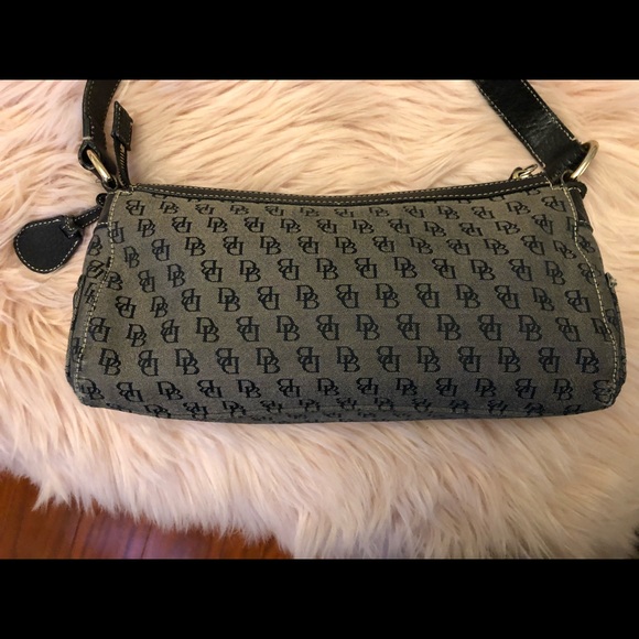 Vintage Dooney & Bourke Signature Logo Bag. - Picture 5 of 7